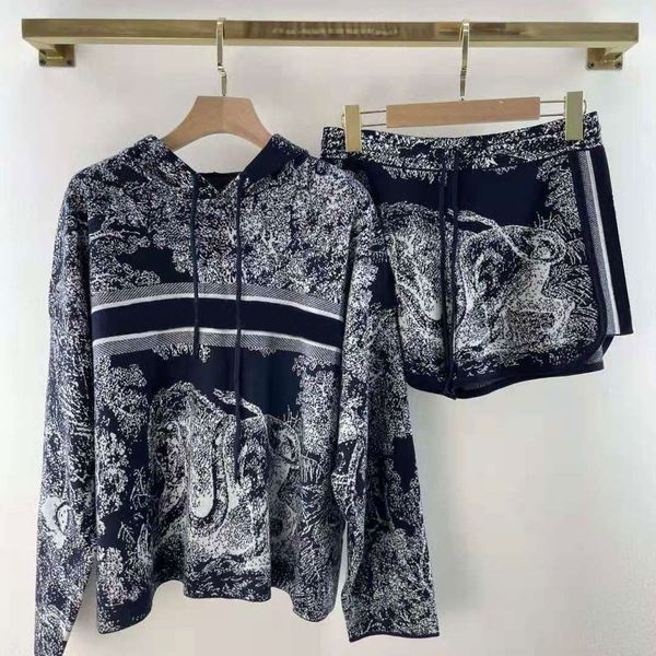 women hoodies tracksuits animal pattern high street long sleeved sweatshirts drawstring all match shorts, Gray
women hoodies tracksuits animal pattern high street long sleeved sweatshirts drawstring all match shorts, Gray