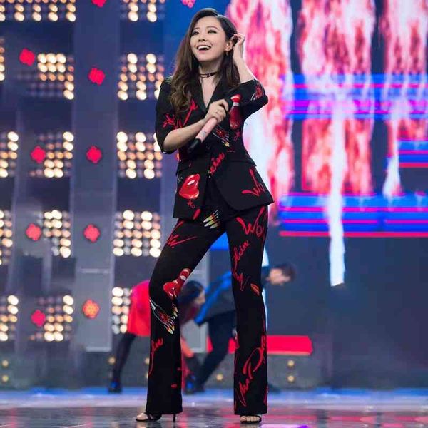 women's suits & blazers celebrity fashion pants two piece sets personalized red lips letter print one button black blazer suit wom, White;black
women's suits & blazers celebrity fashion pants two piece sets personalized red lips letter print one button black blazer suit wom, White;black