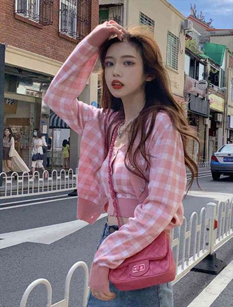 pink plaid knitwear womens jacket women sweater spring and autumn loose long sleeve cardigan two piece set, White;black
pink plaid knitwear womens jacket women sweater spring and autumn loose long sleeve cardigan two piece set, White;black