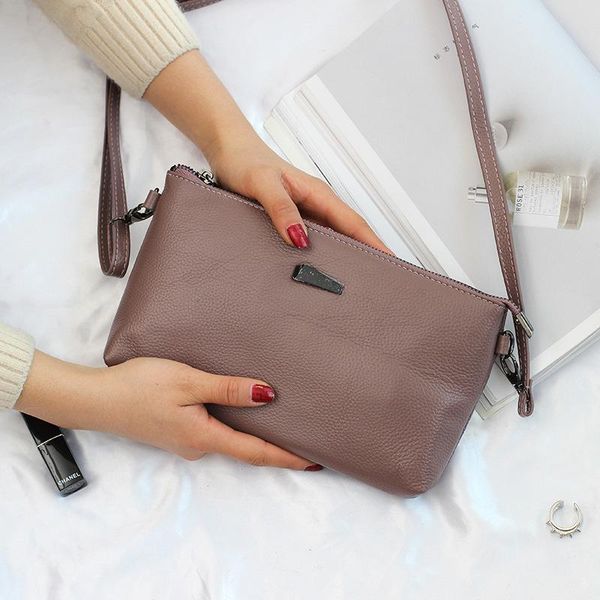simple leather one-shoulder messenger small bag large capacity women's soft casual cowhide clutch shoulder bags
simple leather one-shoulder messenger small bag large capacity women's soft casual cowhide clutch shoulder bags