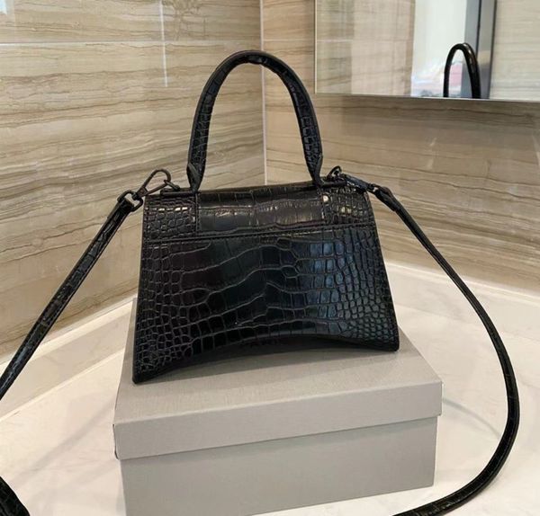 designer handbags ladies fashion balencaiga handbags women shoulder messenger bags high quaty leather wallets pink crocodile pattern black w
designer handbags ladies fashion balencaiga handbags women shoulder messenger bags high quaty leather wallets pink crocodile pattern black w