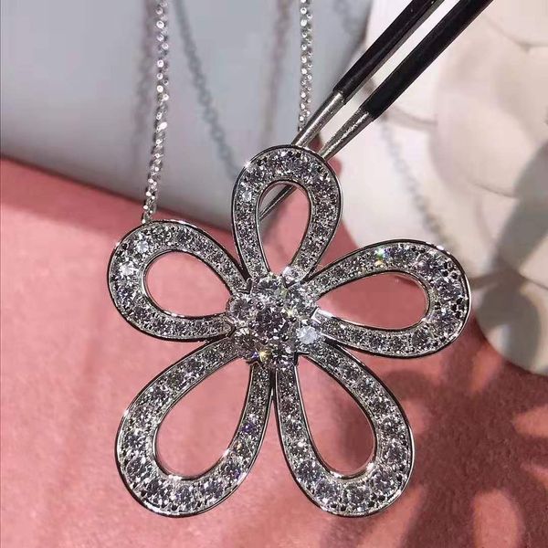 fanjia new s925 sterling silver full diamond sun flower necklace women's large flower pendant
fanjia new s925 sterling silver full diamond sun flower necklace women's large flower pendant