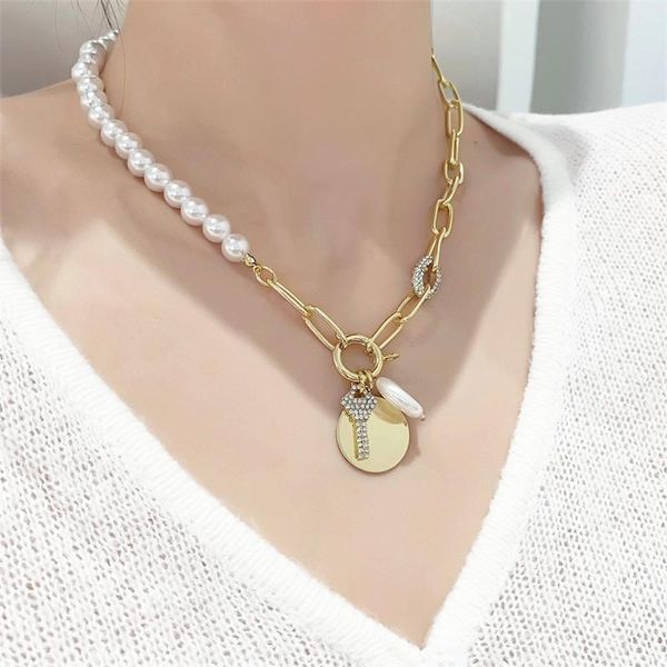 pendant necklaces korean jewelry pearl rhinestone chain key shaped short clavicle fashion choker necklace european and american pendent, Silver
pendant necklaces korean jewelry pearl rhinestone chain key shaped short clavicle fashion choker necklace european and american pendent, Silver