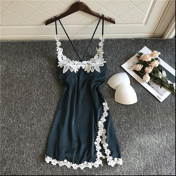 fashion nightdress silk robe women sleepwear nightgown u neck lace night dress lingerie for female homewear, Black;red
fashion nightdress silk robe women sleepwear nightgown u neck lace night dress lingerie for female homewear, Black;red