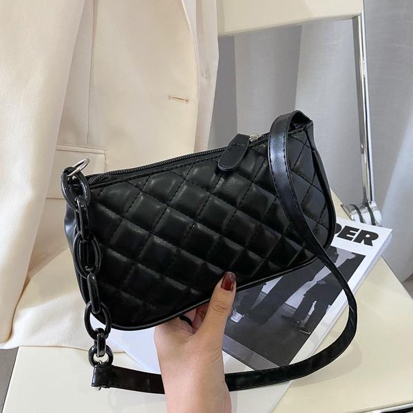 cross body womens handbags embroidery small women's autumn and winter fashion versatile shoulder underarm bag red purses
cross body womens handbags embroidery small women's autumn and winter fashion versatile shoulder underarm bag red purses