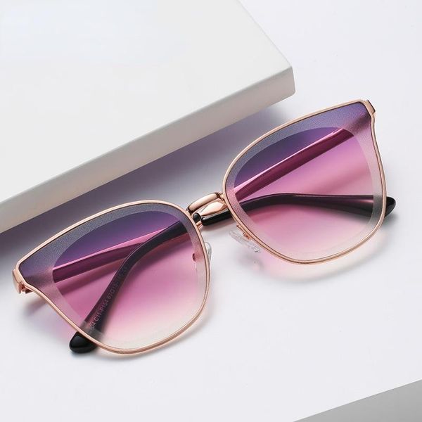 sunglasses 2021 fashion glasses men's trend personalized polarized cat eye classic anti-uv, White;black
sunglasses 2021 fashion glasses men's trend personalized polarized cat eye classic anti-uv, White;black