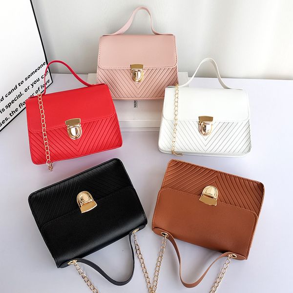 wallet xiaobao female 2021 fashion texture embossed small square bag chain messenger handmade, Red;black
wallet xiaobao female 2021 fashion texture embossed small square bag chain messenger handmade, Red;black