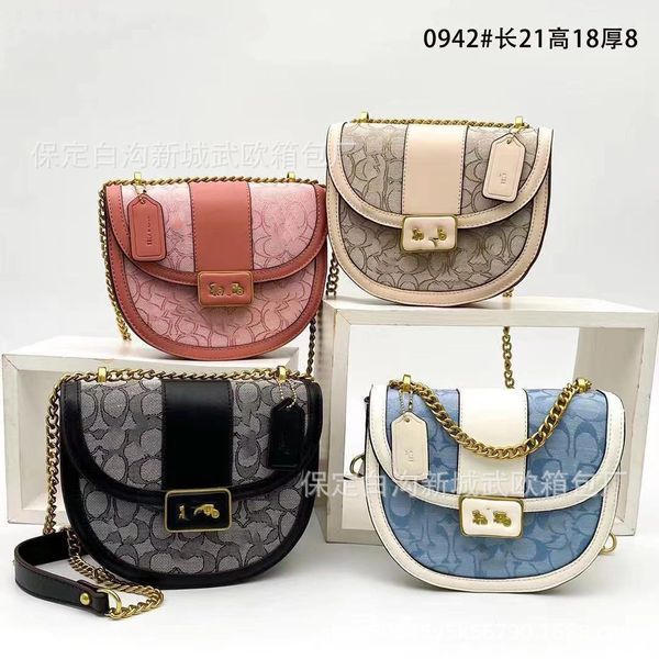 70% off exclusive fashion luxury bag with classic special jacquard fabric color contrast diagonal saddle
70% off exclusive fashion luxury bag with classic special jacquard fabric color contrast diagonal saddle