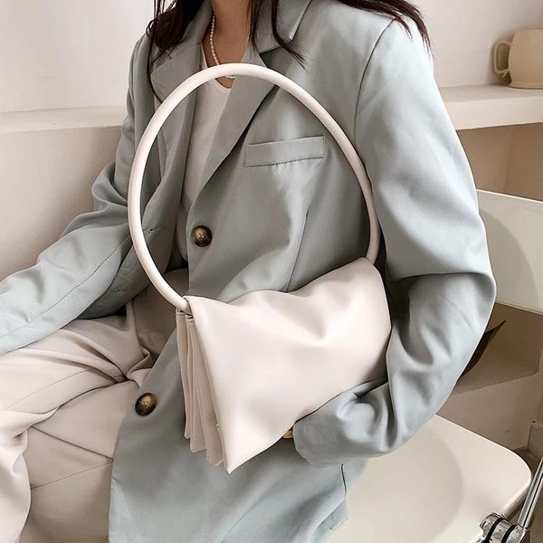 evening bags simple soft leather shoulder bag for women multi-layer lady handbags 2021 luxury armpit with round handle girls purse bolsas
evening bags simple soft leather shoulder bag for women multi-layer lady handbags 2021 luxury armpit with round handle girls purse bolsas