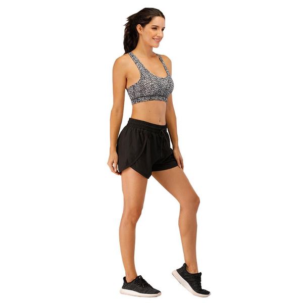 yoga outfit women's five-quarter pants gym shorts anti-light running training double fake two pieces of exercise
yoga outfit women's five-quarter pants gym shorts anti-light running training double fake two pieces of exercise