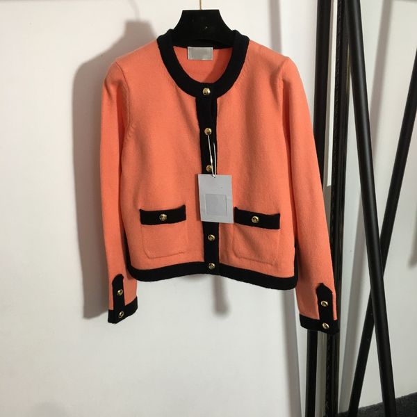 2021 autumn milan runway sweaters o neck long sleeve women's sweater high end jacquard cardigan designer coats 0901-8, White;black
2021 autumn milan runway sweaters o neck long sleeve women's sweater high end jacquard cardigan designer coats 0901-8, White;black