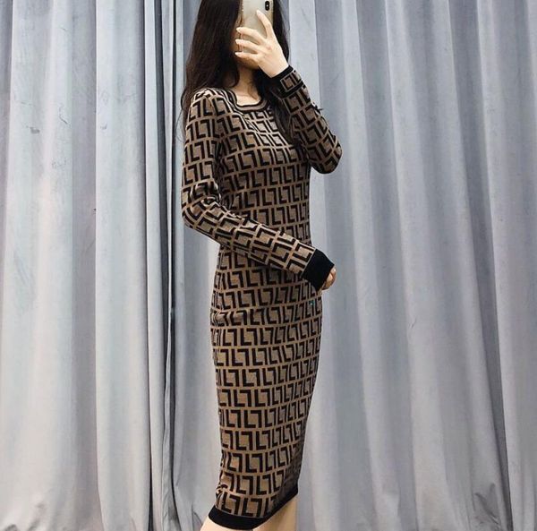 designer casual dresses classic vintage knit dress fashion letter women pattern knitted long sleeve womens clothing crew neck autumn, Black;gray
designer casual dresses classic vintage knit dress fashion letter women pattern knitted long sleeve womens clothing crew neck autumn, Black;gray