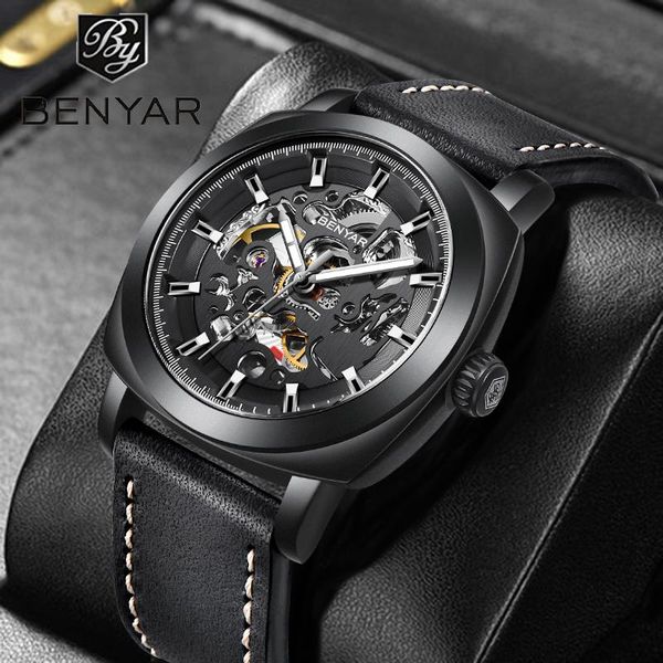 wristwatches 2021 benyar automatic mechanical watch men's fashion leather strap waterproof military design watches, Slivery;brown
wristwatches 2021 benyar automatic mechanical watch men's fashion leather strap waterproof military design watches, Slivery;brown