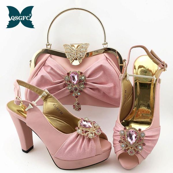 dress shoes 2021 women party and bag set with shinning crytal peep toe sandals african ladies matching in pink, Black
dress shoes 2021 women party and bag set with shinning crytal peep toe sandals african ladies matching in pink, Black