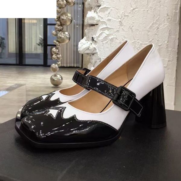 sandals retro square toe chunky high heels shoes women mixed color buckle strap patent leather single british style pumps female n, Black
sandals retro square toe chunky high heels shoes women mixed color buckle strap patent leather single british style pumps female n, Black