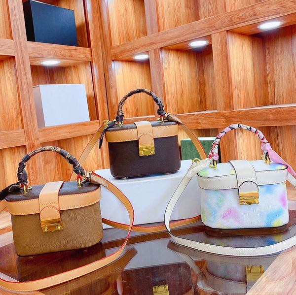 wholesals fashion single handbag bags zipper shoulder cosmetic bag pocke women luxury leather designers wallets lady ladies long purse
wholesals fashion single handbag bags zipper shoulder cosmetic bag pocke women luxury leather designers wallets lady ladies long purse