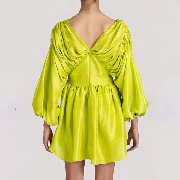 a line green ruched dress female v neck lantern long sleeve high waist tunic mini women's dresses fashion clothes tide, Black;gray
a line green ruched dress female v neck lantern long sleeve high waist tunic mini women's dresses fashion clothes tide, Black;gray