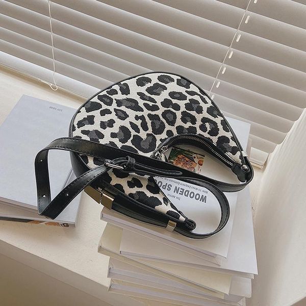 evening bags half moon leopard print shoulder for women 2021 elegant handbag female travel quality crossbody bag lady purses
evening bags half moon leopard print shoulder for women 2021 elegant handbag female travel quality crossbody bag lady purses