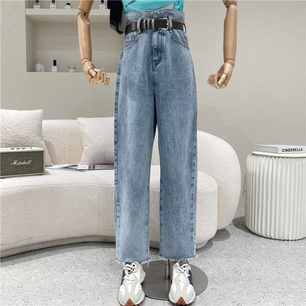 jeans female spring 2021 niche design straight tube high blue waistline thin retro pants
jeans female spring 2021 niche design straight tube high blue waistline thin retro pants