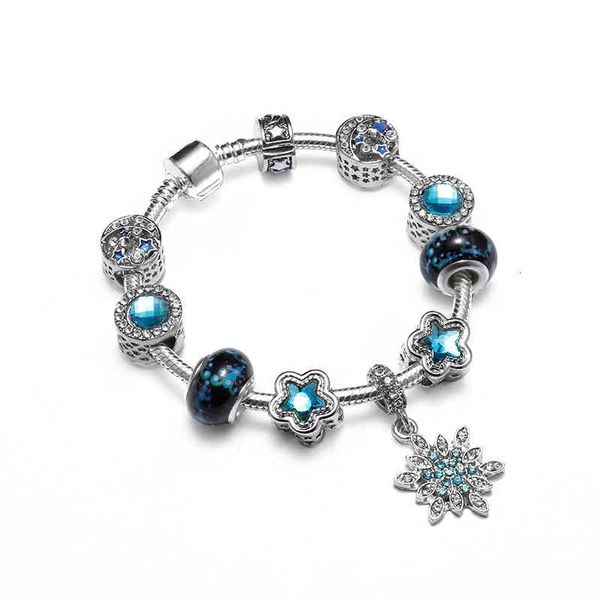 hand catenary pan feng blue snowflake glass bead beaded bracelet fashion star flower pendant, Golden;silver
hand catenary pan feng blue snowflake glass bead beaded bracelet fashion star flower pendant, Golden;silver