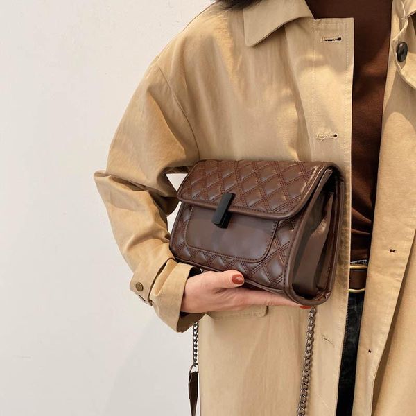 shoulder bags solid color pu leather chain crossbody for women 2021 brand designer female luxury black handbags and purses
shoulder bags solid color pu leather chain crossbody for women 2021 brand designer female luxury black handbags and purses