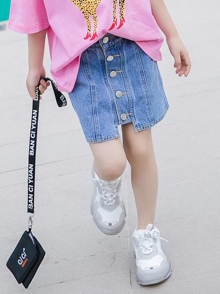 skirts girls denim skirt 2021 summer children's clothing net red bag hip big super-foreign, Blue
skirts girls denim skirt 2021 summer children's clothing net red bag hip big super-foreign, Blue