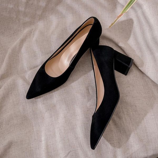 dress shoes pointed heel sheep suede shallow mouth daily wild thick with ladies work spring and autumn, Black
dress shoes pointed heel sheep suede shallow mouth daily wild thick with ladies work spring and autumn, Black