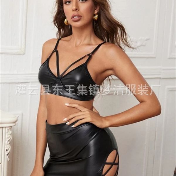 new underwear black patent leather split suit, Black;white
new underwear black patent leather split suit, Black;white