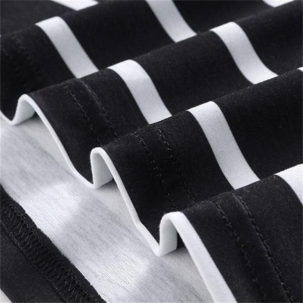 luxury design 2021 new short sleeve men's round neck pullover striped t-shirt for men, White;black
luxury design 2021 new short sleeve men's round neck pullover striped t-shirt for men, White;black