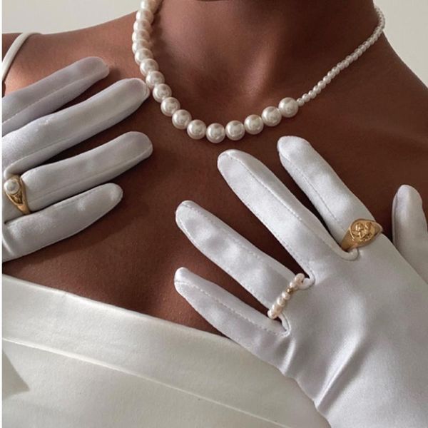 pendant necklaces winter 2021 baroque pearl shell necklace ornament sweater chain, Silver
pendant necklaces winter 2021 baroque pearl shell necklace ornament sweater chain, Silver