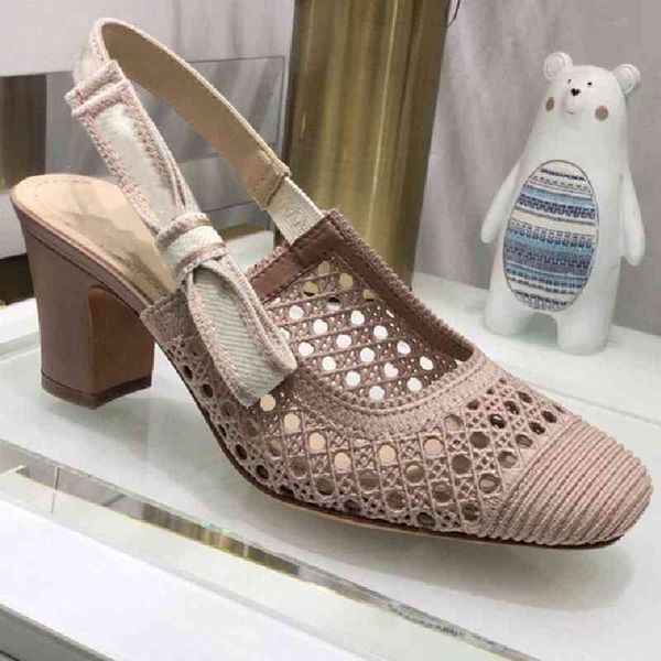 70% off wholesale flip-flops shoes women fashion color block embroidered pumps ladies designer sandals insoles pointed toe high heels round, Black
70% off wholesale flip-flops shoes women fashion color block embroidered pumps ladies designer sandals insoles pointed toe high heels round, Black