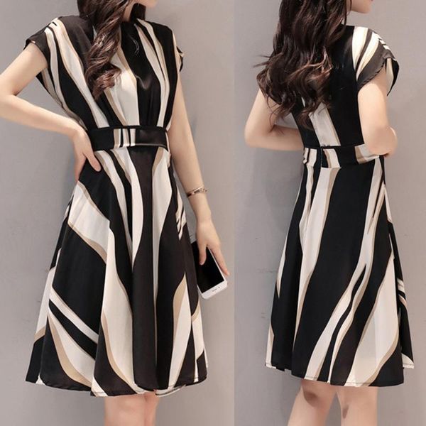 casual dresses chiffon dress women business with belt o-neck short sleeve knee length elegant ladies vintage party vestido female, Black;gray
casual dresses chiffon dress women business with belt o-neck short sleeve knee length elegant ladies vintage party vestido female, Black;gray