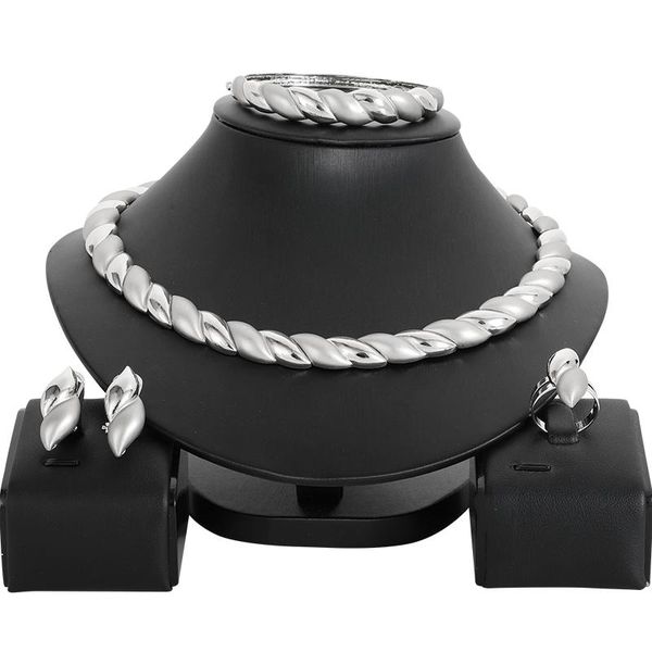 earrings & necklace dubai silver color jewelry sets for women choker ring charm african wedding bridal set
earrings & necklace dubai silver color jewelry sets for women choker ring charm african wedding bridal set