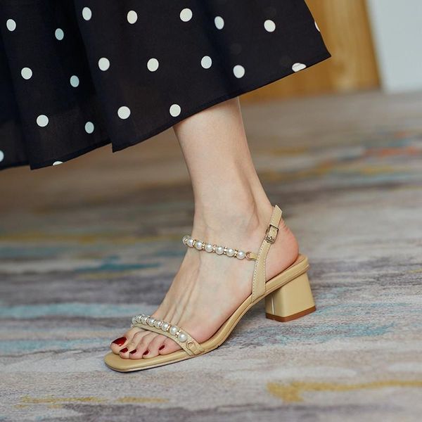 shoes women leather buckle sandals rubber beach pumps low heels square heel summer, Black
shoes women leather buckle sandals rubber beach pumps low heels square heel summer, Black