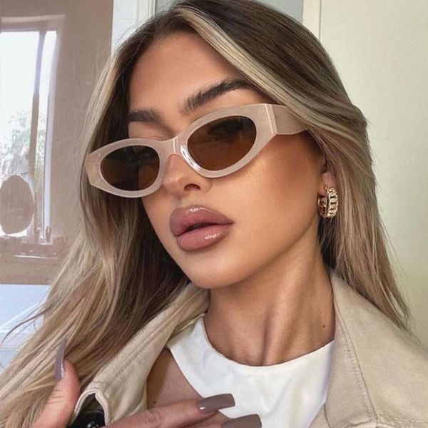 sunglasses super classy women cat eye fashion luxury small frame rectangle sun glasses 2021 retro apricot shades for female, White;black
sunglasses super classy women cat eye fashion luxury small frame rectangle sun glasses 2021 retro apricot shades for female, White;black