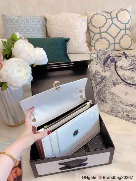 women's fashion high-end single leisure trend retro latest chain oblique shoulder bag t0j0 06zm 4b41
women's fashion high-end single leisure trend retro latest chain oblique shoulder bag t0j0 06zm 4b41