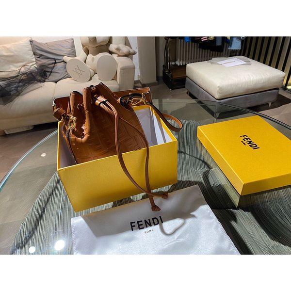 fd bucket bag with original gift box, the latest invoice, vacuum plating laser hardware 16 * 24 crossbody bag crossbody bag ysj
fd bucket bag with original gift box, the latest invoice, vacuum plating laser hardware 16 * 24 crossbody bag crossbody bag ysj