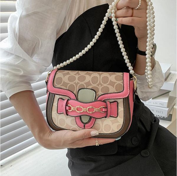 factory wholesale women color saddle bag street trend gold chain womens handbag sweet and lovely pink polka dot handbags small fresh beads p, Black;red
factory wholesale women color saddle bag street trend gold chain womens handbag sweet and lovely pink polka dot handbags small fresh beads p, Black;red