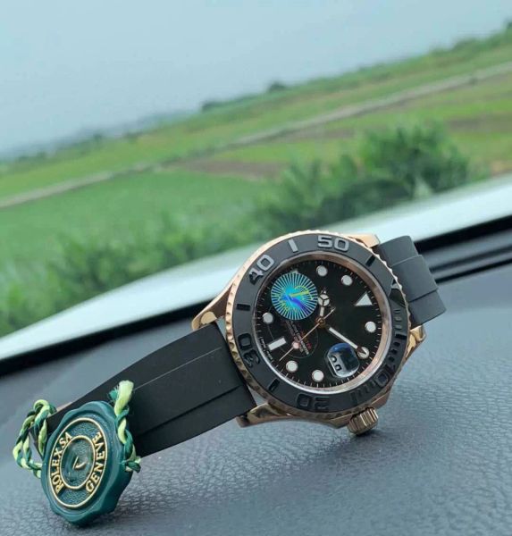 2022 18k gold watch yacht style 2815 mechanical 40mm mens watches f226659 automatic stainless steel bezel wristwatches 5amt waterproof lumin, Slivery;brown
2022 18k gold watch yacht style 2815 mechanical 40mm mens watches f226659 automatic stainless steel bezel wristwatches 5amt waterproof lumin, Slivery;brown