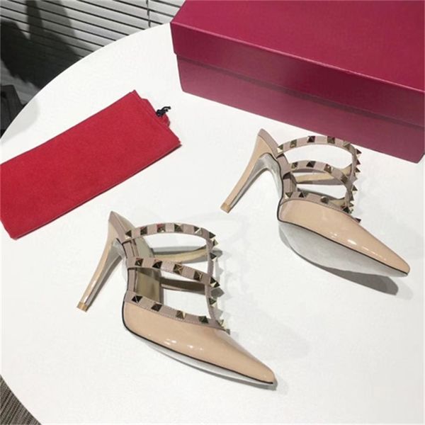 slippers riveted high heel pointed slippers 10 color patent leather fashion size;35-41 cf2f, Black
slippers riveted high heel pointed slippers 10 color patent leather fashion size;35-41 cf2f, Black