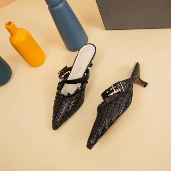 70% off wholesale flip-flops genuine leather woven women slippers new summer fashion woman shoes pointed toe low heel casual luxury ladies s, Black
70% off wholesale flip-flops genuine leather woven women slippers new summer fashion woman shoes pointed toe low heel casual luxury ladies s, Black