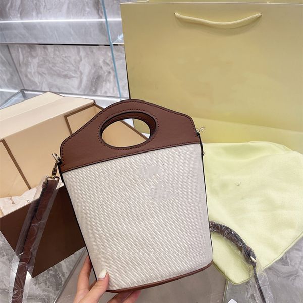 luxury designer crossbody bag handbag cross body totes fashion brand various styles genuine leather high-quality with original box size 20*2
luxury designer crossbody bag handbag cross body totes fashion brand various styles genuine leather high-quality with original box size 20*2