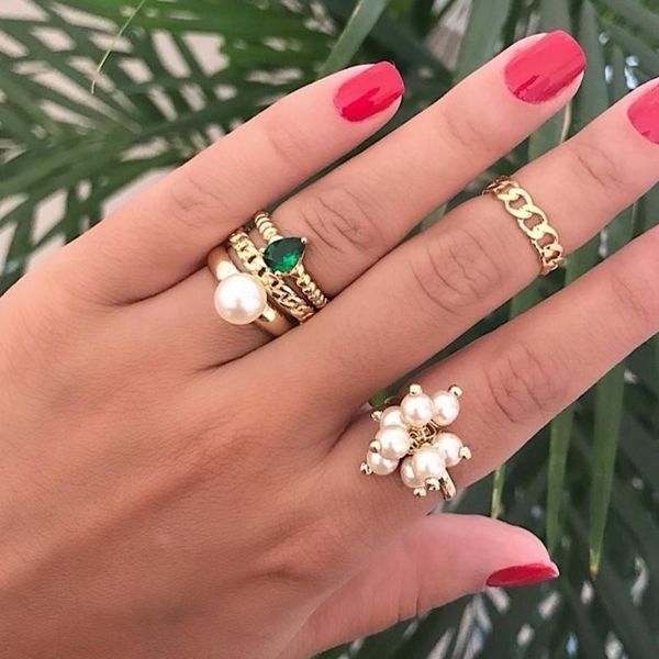 cluster rings 5 pcs/set simple imitation pearl crystal set fashion elegant for women party jewelry gifts, Golden;silver
cluster rings 5 pcs/set simple imitation pearl crystal set fashion elegant for women party jewelry gifts, Golden;silver