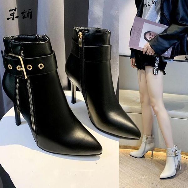 boots winter ankle women shoes woman fashion high-heeled pu short 2021 fur warm x510, Black
boots winter ankle women shoes woman fashion high-heeled pu short 2021 fur warm x510, Black