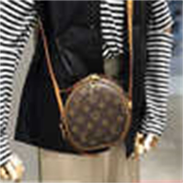 handles bag brand cross designer iconic luxury bags m52293 shoulder fashion handbags trend soft shoulder box totes pie bag body bag clut
handles bag brand cross designer iconic luxury bags m52293 shoulder fashion handbags trend soft shoulder box totes pie bag body bag clut