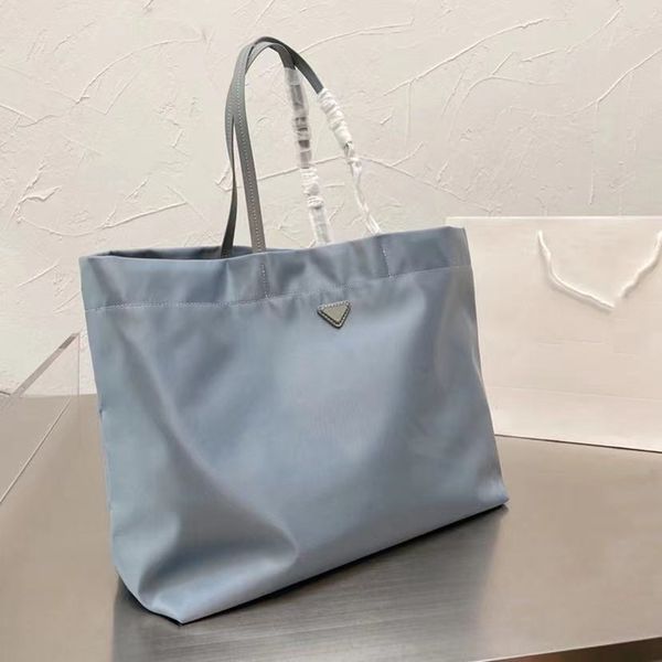 designer tote bags luxury drawstring canvas handbags high-capacity crossbody bag shopping evening party different styles with original box s
designer tote bags luxury drawstring canvas handbags high-capacity crossbody bag shopping evening party different styles with original box s