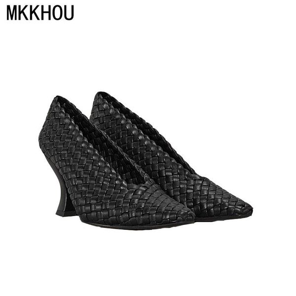fashion single shoes women summer retro woven comfortable high heels mother commuter large size dress, Black
fashion single shoes women summer retro woven comfortable high heels mother commuter large size dress, Black