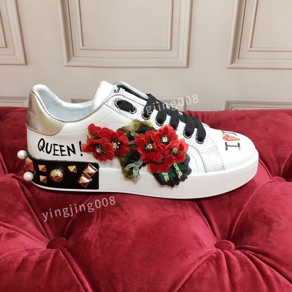 designer fashion brand casual shoes womens low sole canvas shoes leather black white original sole sneakers
designer fashion brand casual shoes womens low sole canvas shoes leather black white original sole sneakers