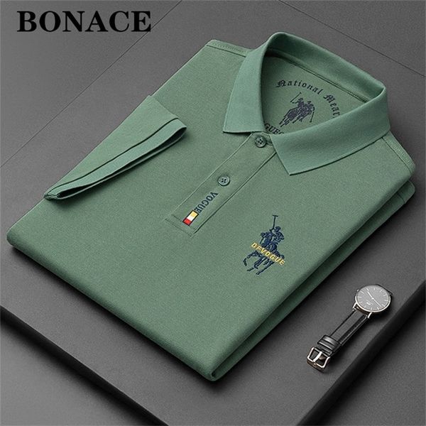 high-end men's designer cotton polo shirt summer brand horse embroidered t-shirt fashion business casual 220302, White;black
high-end men's designer cotton polo shirt summer brand horse embroidered t-shirt fashion business casual 220302, White;black