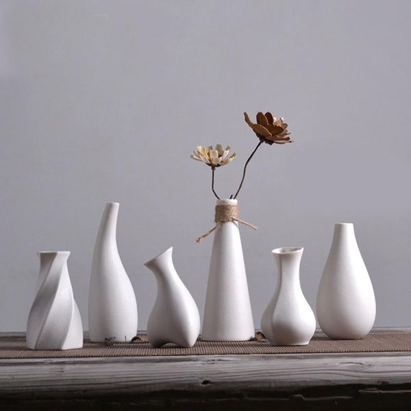 vases white minimalist vintage home decoration traditional chinese ceramic flower creative mini porcelain vase for flowers
vases white minimalist vintage home decoration traditional chinese ceramic flower creative mini porcelain vase for flowers